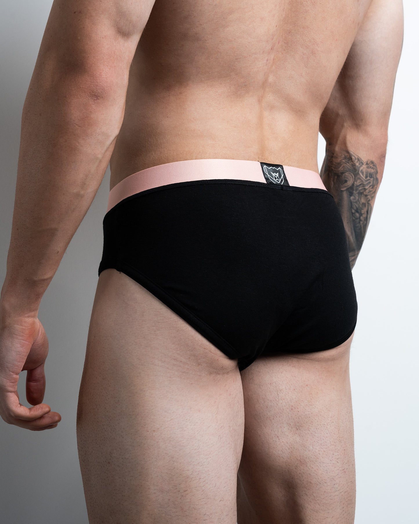 Signature Brief – Black & Peach